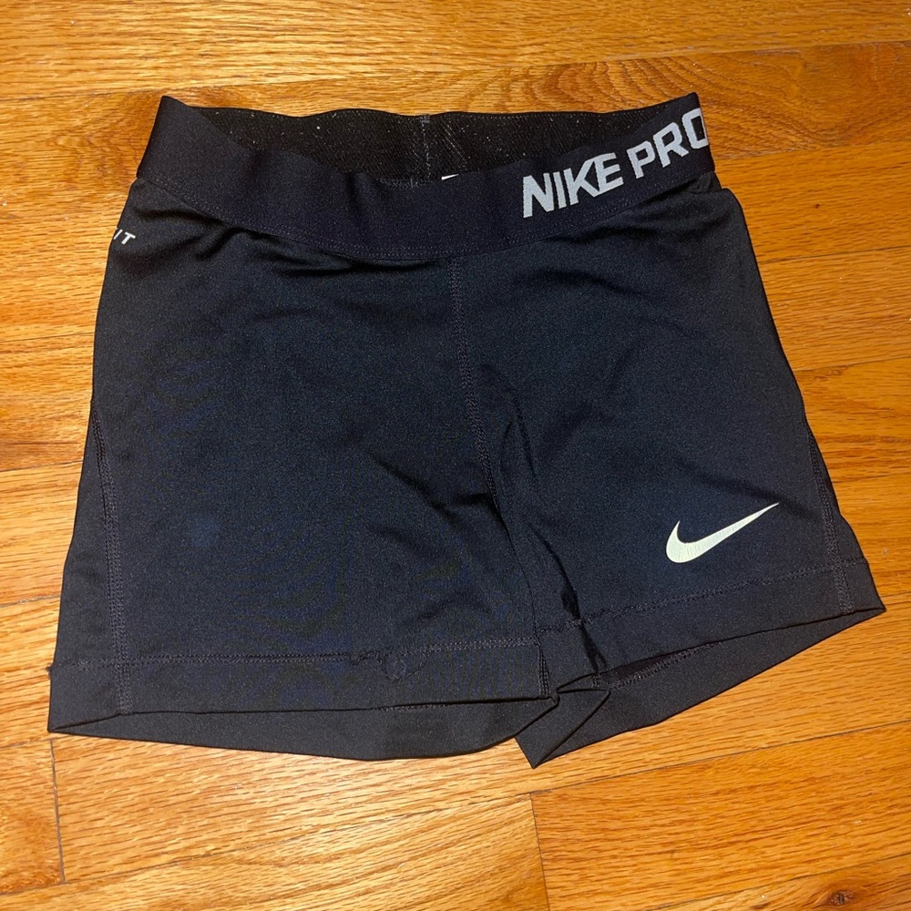 Nike pro
